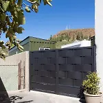 בית נופש Latas Del Almendro 1 *